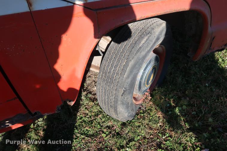 image for item DA8582 1962 Chevrolet Corvair 95