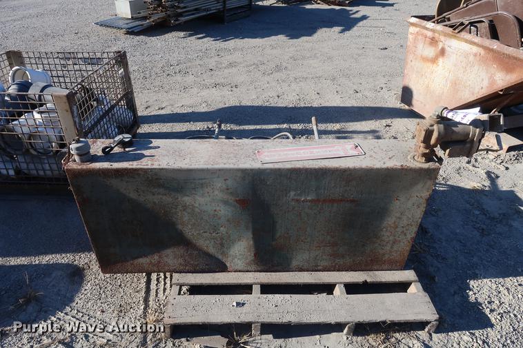 image for item DA8611 Fuel tank