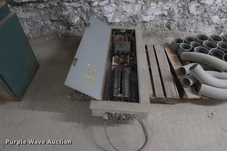 image for item DA8626 Electrical supplies