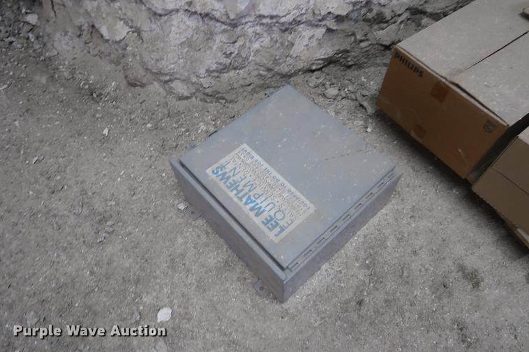 image for item DA8626 Electrical supplies