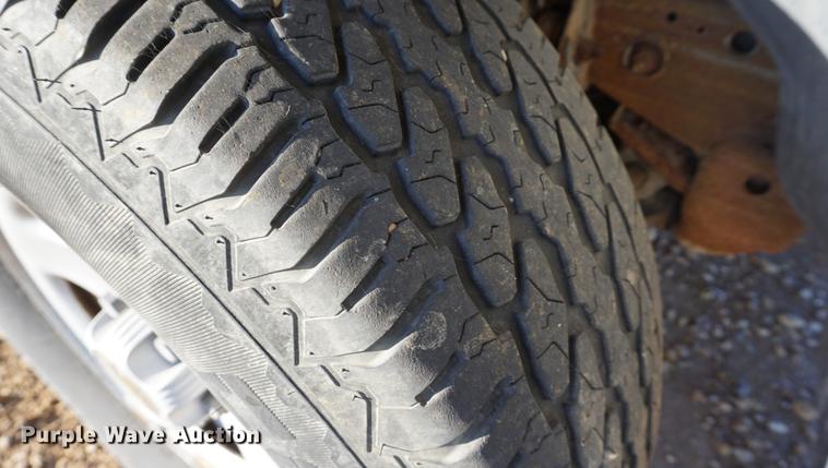 image for item DB0260 2001 Chevrolet Silverado 1500 pickup truck