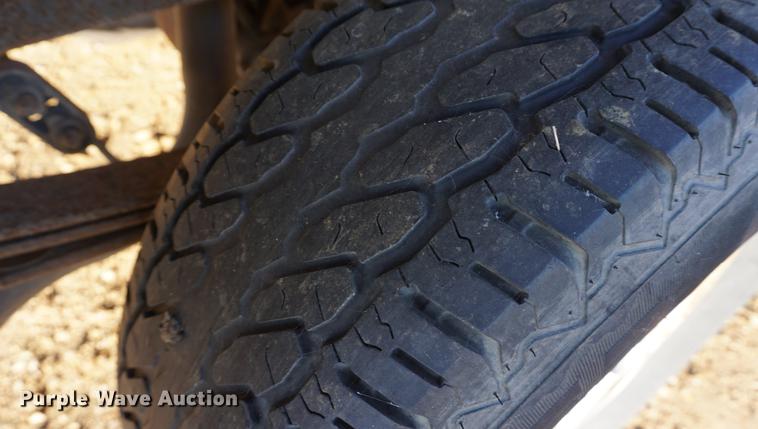 image for item DB0260 2001 Chevrolet Silverado 1500 pickup truck