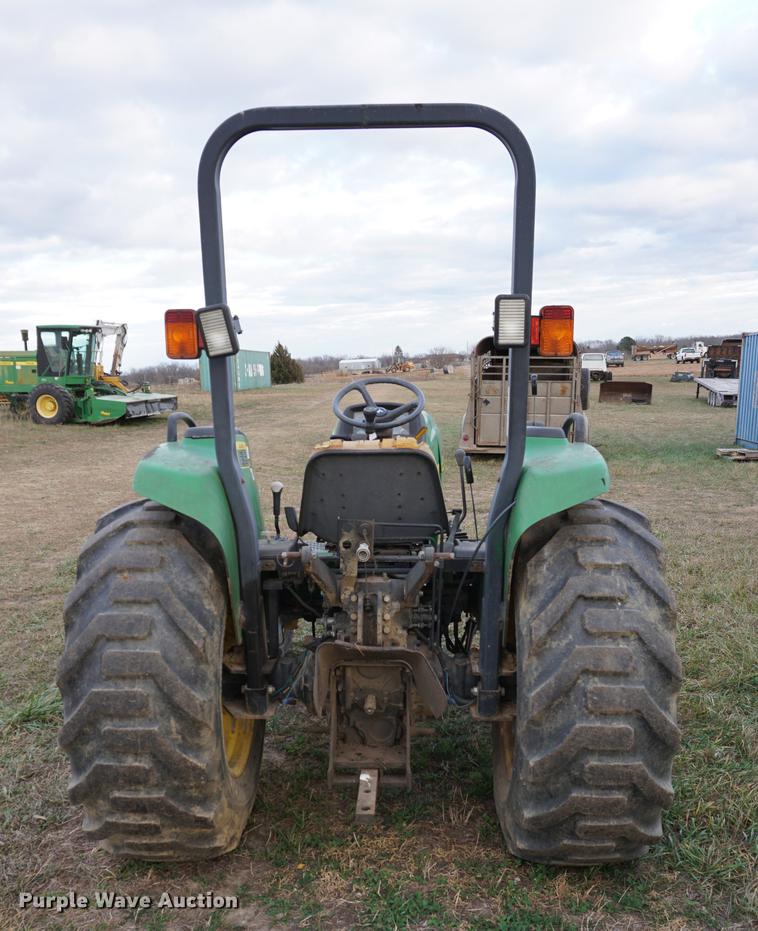 image for item DB0263 1998 John Deere 4600 MFWD tractor