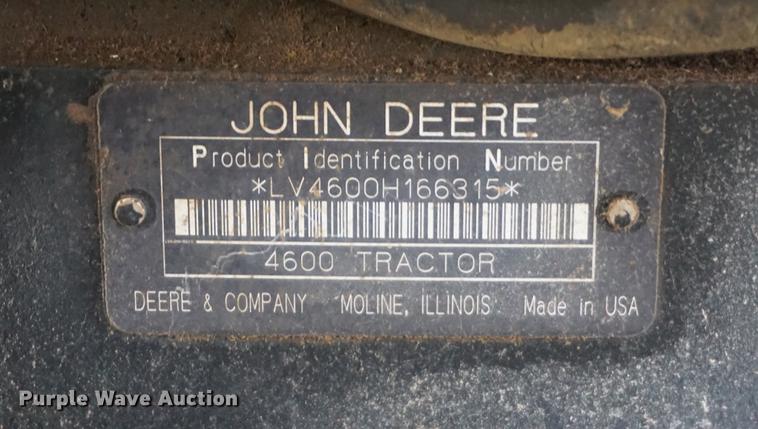 image for item DB0263 1998 John Deere 4600 MFWD tractor