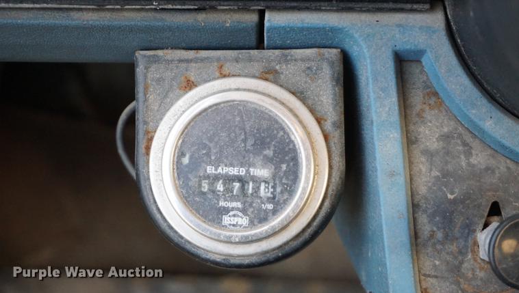 image for item DB0264 1981 Ford F600 truck cab and chassis