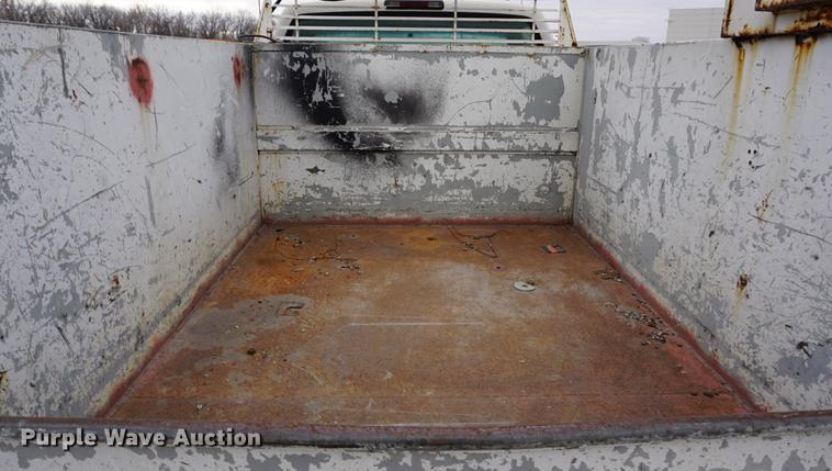 image for item DB0274 2000 Chevrolet 2500 utility bed pickup truck