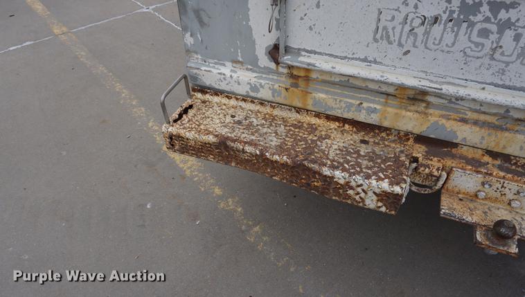 image for item DB0274 2000 Chevrolet 2500 utility bed pickup truck