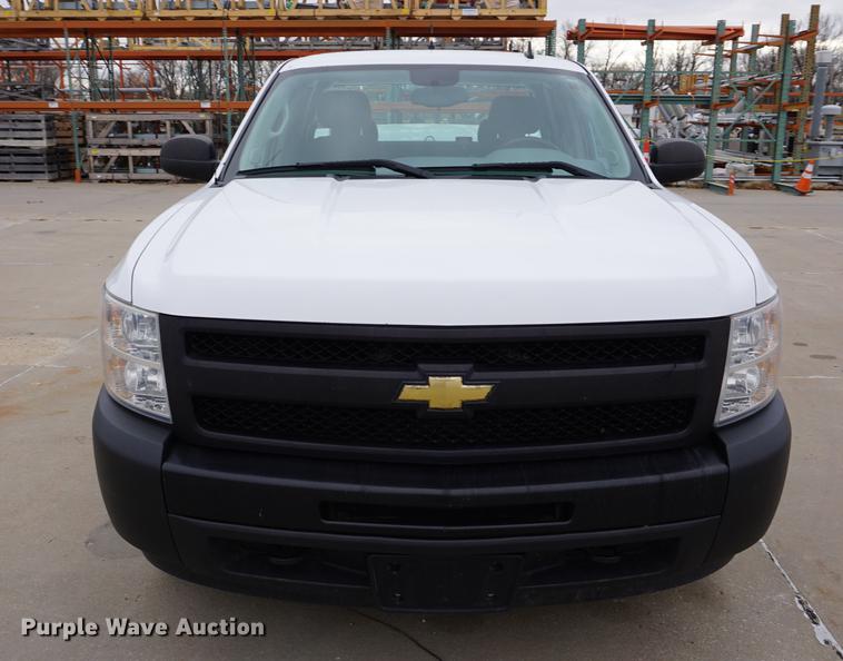 image for item DB0275 2011 Chevrolet Silverado 1500 Ext. Cab pickup truck