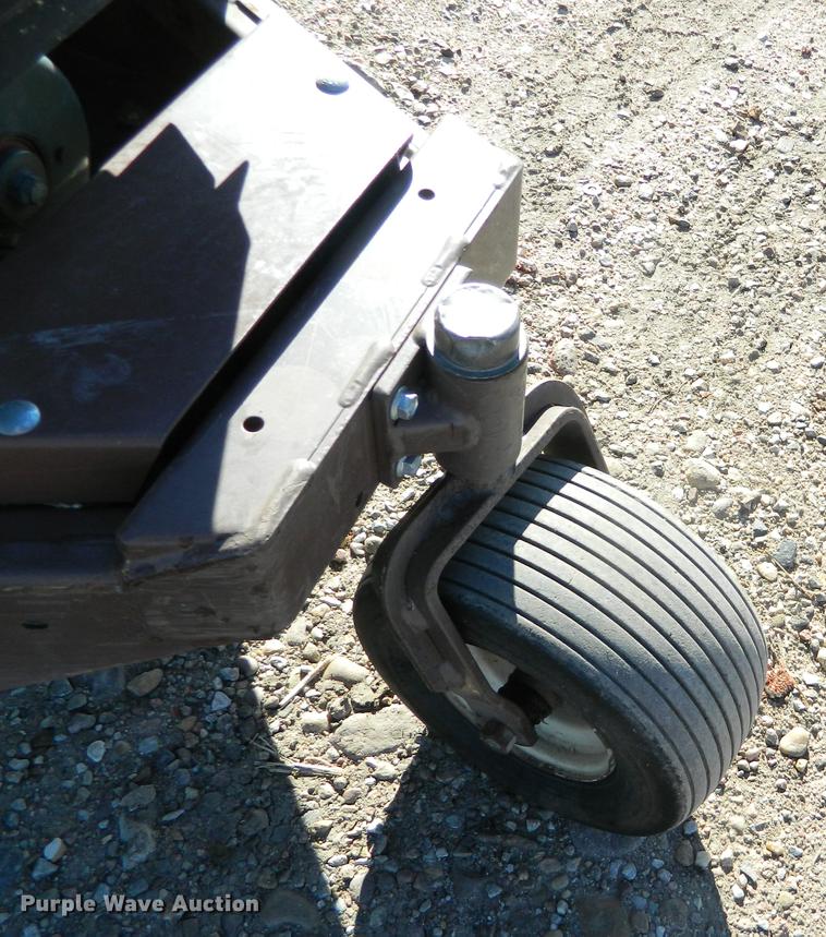 image for item DB1183 Grasshopper 718K lawn mower