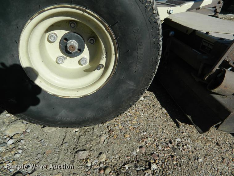 image for item DB1183 Grasshopper 718K lawn mower