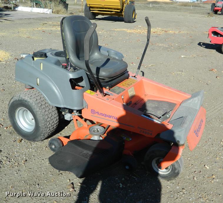 image for item DB1184 Husqvarna Z4824 lawn mower