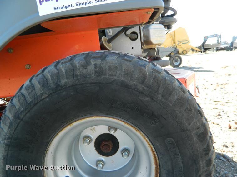 image for item DB1184 Husqvarna Z4824 lawn mower