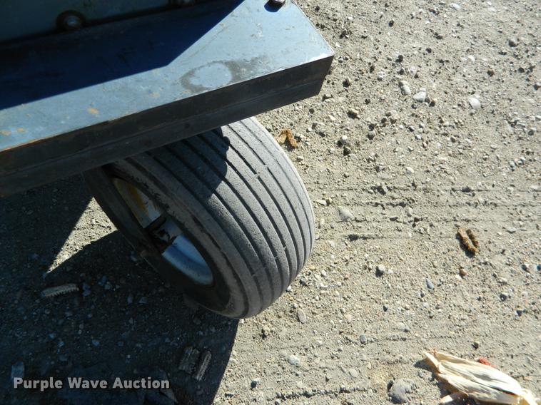 image for item DB1185 Grazer G1890V lawn mower