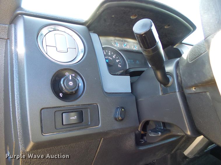 image for item DB5031 2013 Ford F150 XLT SuperCab pickup truck