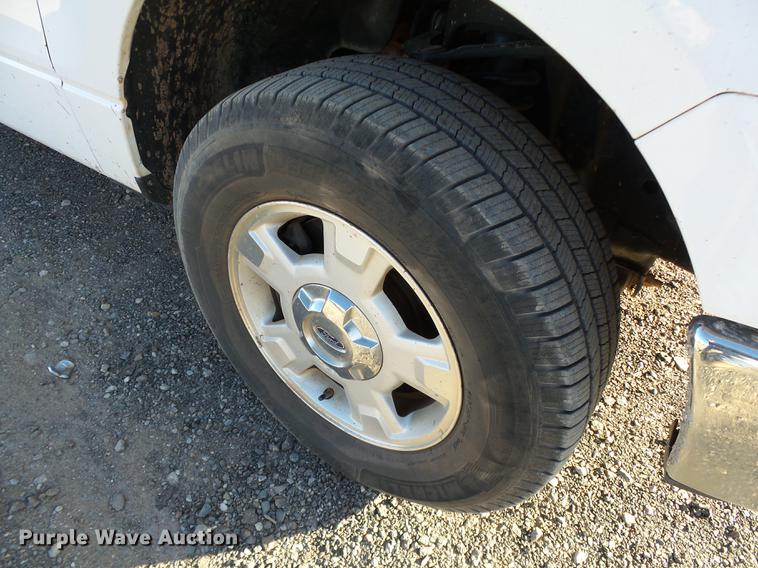 image for item DB5031 2013 Ford F150 XLT SuperCab pickup truck