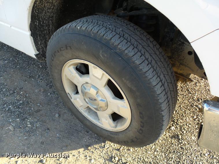 image for item DB5035 2013 Ford F150 XLT SuperCab pickup truck