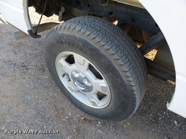 image for item DB5035 2013 Ford F150 XLT SuperCab pickup truck