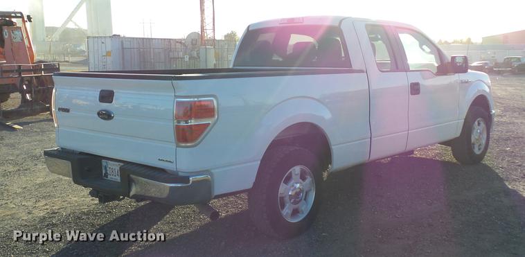 image for item DB5036 2013 Ford F150 XLT SuperCab pickup truck