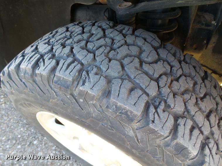 image for item DB5036 2013 Ford F150 XLT SuperCab pickup truck