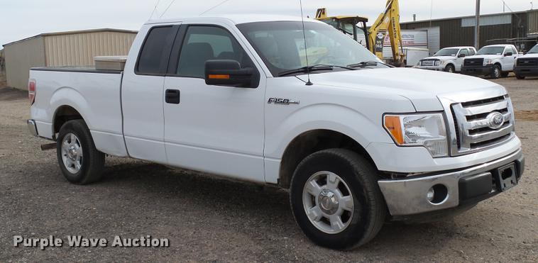 image for item DB5038 2012 Ford F150 XLT SuperCab pickup truck