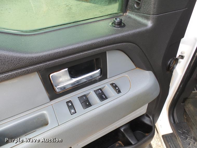 image for item DB5039 2012 Ford F150 XLT SuperCab pickup truck