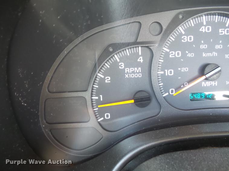 image for item DB6282 2007 Chevrolet C7500 truck cab and chassis