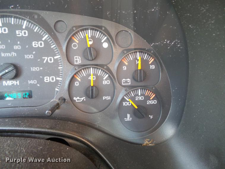 image for item DB6282 2007 Chevrolet C7500 truck cab and chassis