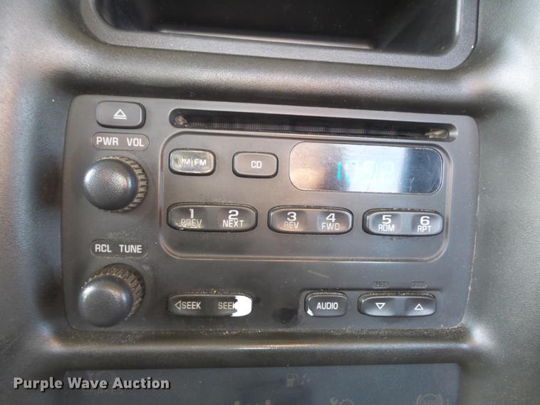 image for item DB6282 2007 Chevrolet C7500 truck cab and chassis