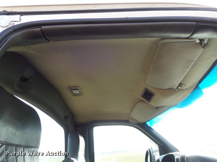 image for item DB6282 2007 Chevrolet C7500 truck cab and chassis