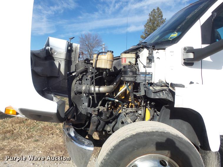 image for item DB6282 2007 Chevrolet C7500 truck cab and chassis