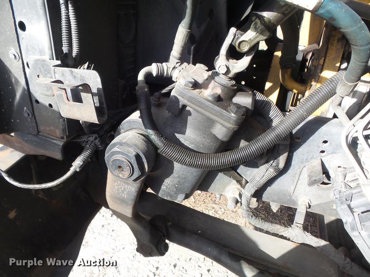 image for item DB6282 2007 Chevrolet C7500 truck cab and chassis