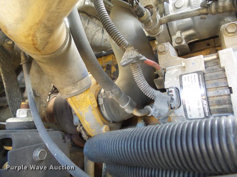 image for item DB6282 2007 Chevrolet C7500 truck cab and chassis