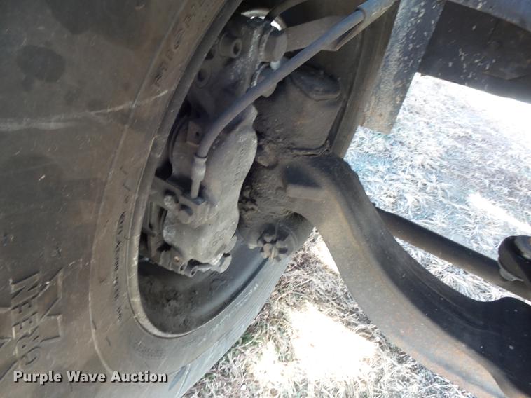 image for item DB6282 2007 Chevrolet C7500 truck cab and chassis