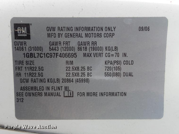 image for item DB6282 2007 Chevrolet C7500 truck cab and chassis