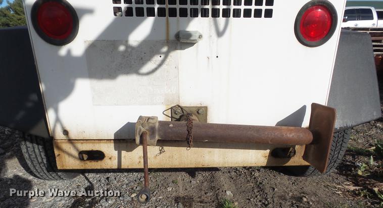 image for item DB6283 2002 Bobcat Daylight light plant