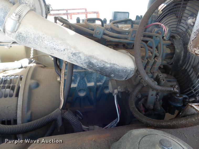 image for item DB6283 2002 Bobcat Daylight light plant