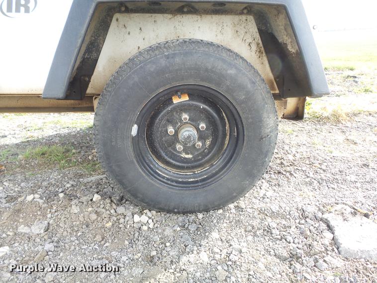 image for item DB6283 2002 Bobcat Daylight light plant