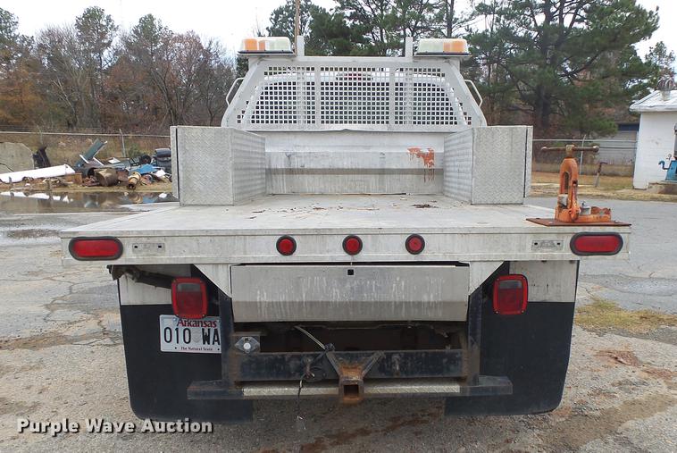 image for item DB7325 2005 Ford F350 Super Duty flatbed pickup truck