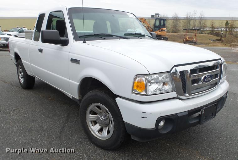 image for item DB7327 2011 Ford Ranger XLT SuperCab pickup truck