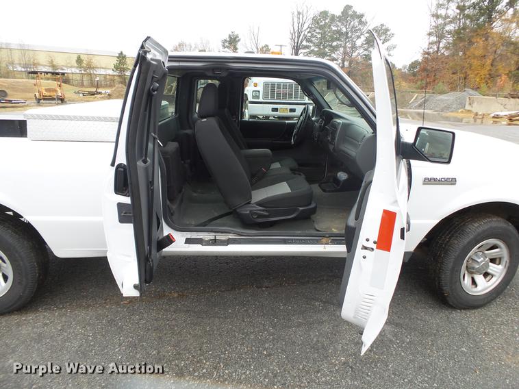 image for item DB7327 2011 Ford Ranger XLT SuperCab pickup truck