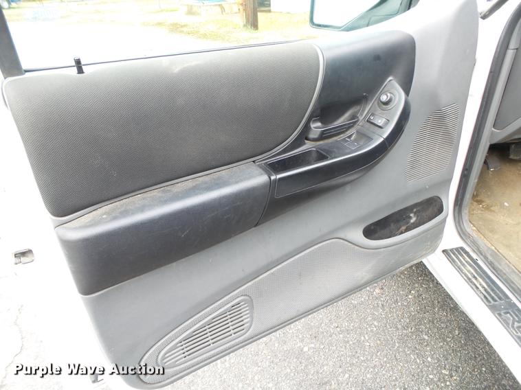 image for item DB7327 2011 Ford Ranger XLT SuperCab pickup truck