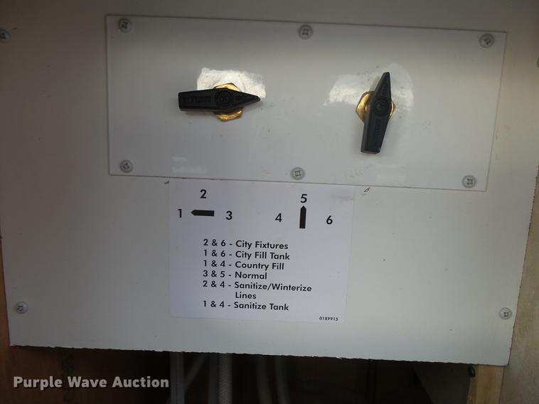 image for item DB7331 2009 Ford Econoline E450 Jayco Melbourne RV