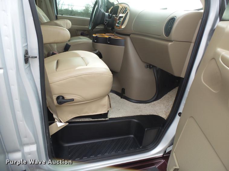 image for item DB7331 2009 Ford Econoline E450 Jayco Melbourne RV