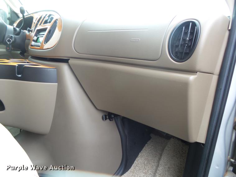 image for item DB7331 2009 Ford Econoline E450 Jayco Melbourne RV