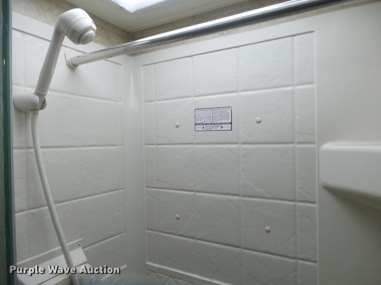 image for item DB7331 2009 Ford Econoline E450 Jayco Melbourne RV