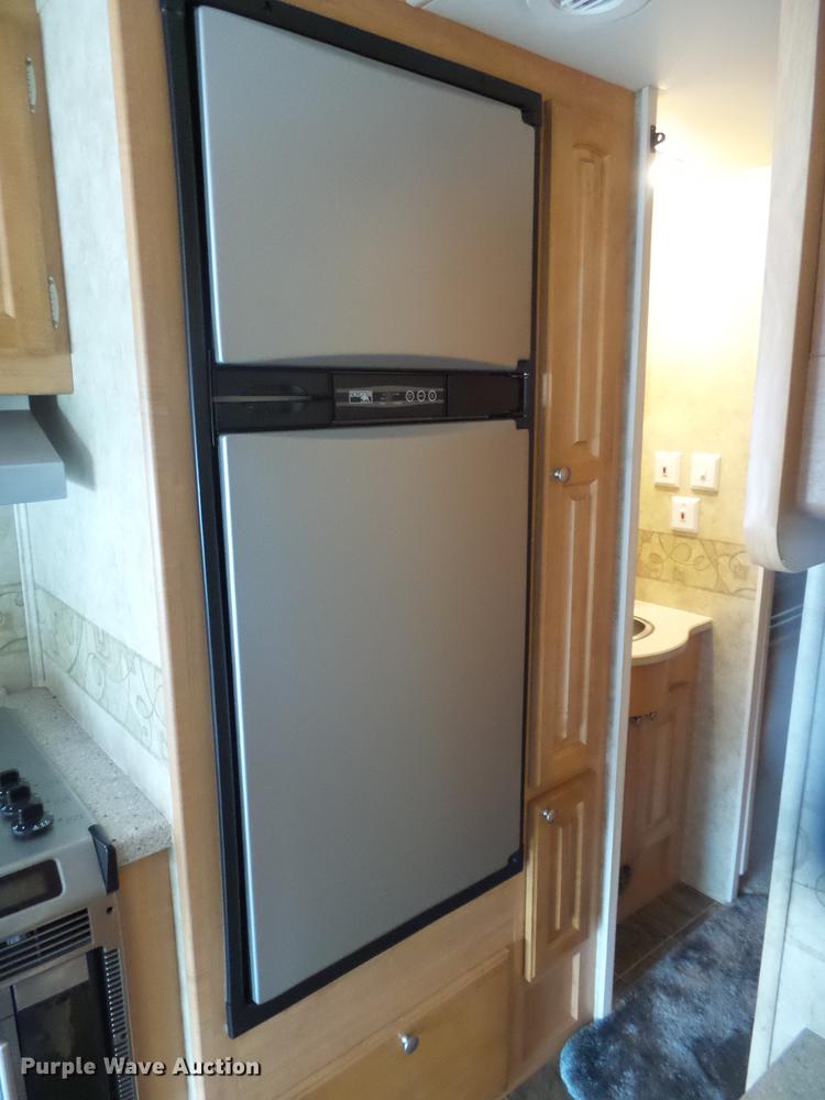 image for item DB7331 2009 Ford Econoline E450 Jayco Melbourne RV