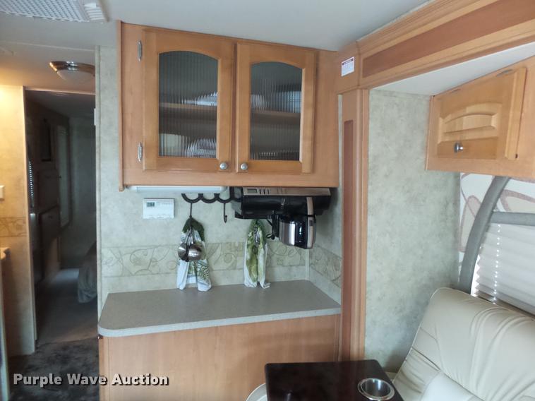 image for item DB7331 2009 Ford Econoline E450 Jayco Melbourne RV