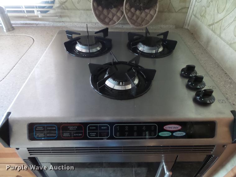 image for item DB7331 2009 Ford Econoline E450 Jayco Melbourne RV