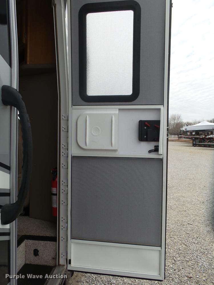 image for item DB7331 2009 Ford Econoline E450 Jayco Melbourne RV