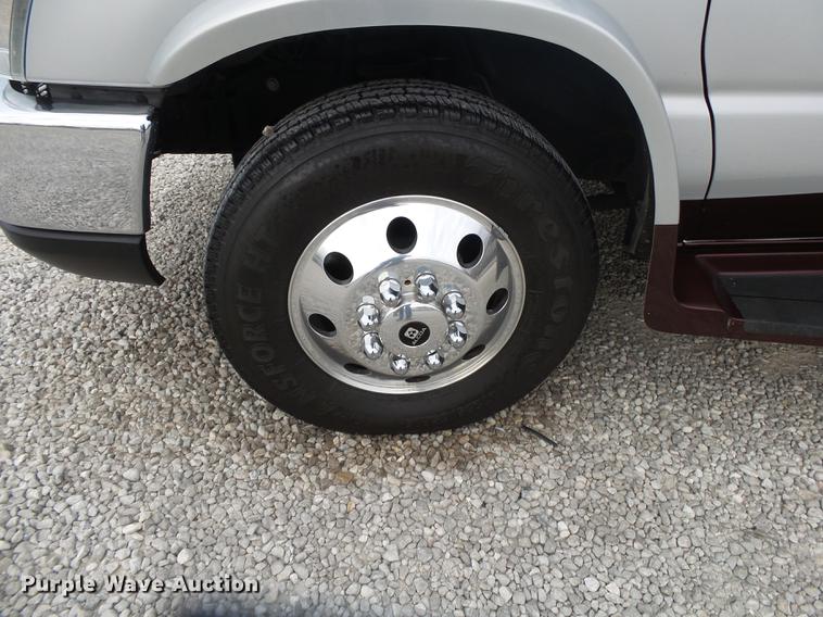 image for item DB7331 2009 Ford Econoline E450 Jayco Melbourne RV